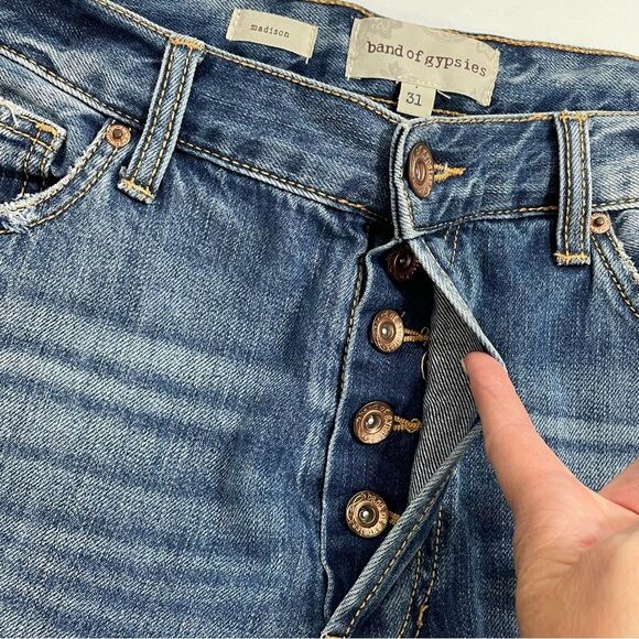 Band of Gypsies Madison Jeans Size 31 Raw Frayed Hems Ankle Button Fly Denim - Picture 5 of 10